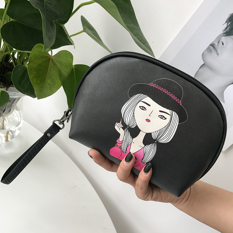 半圆形化妆包女包涂鸦收纳包多功能手拿包包